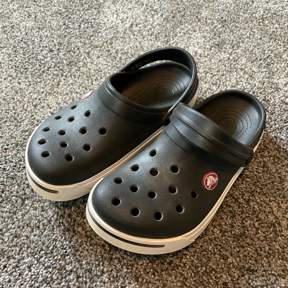 Toddler crocs